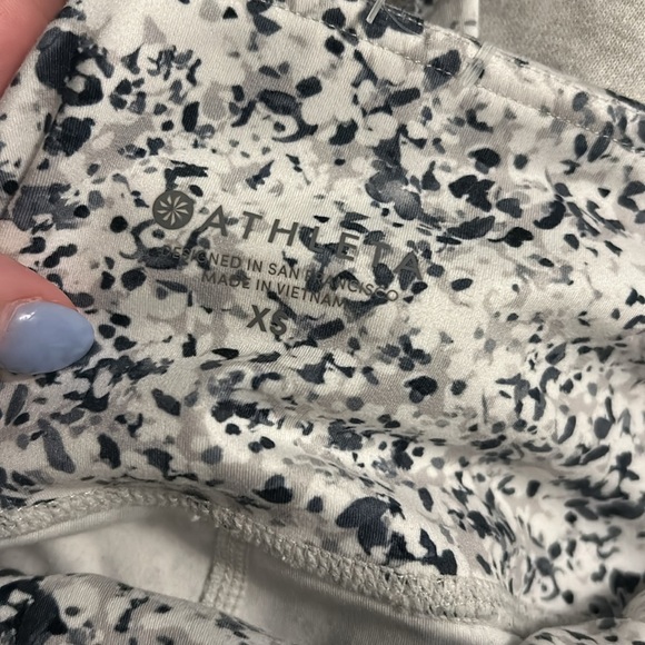 Athleta Sandstone Salutation Stash Pocket Speckled Leggings - Picture 3 of 3